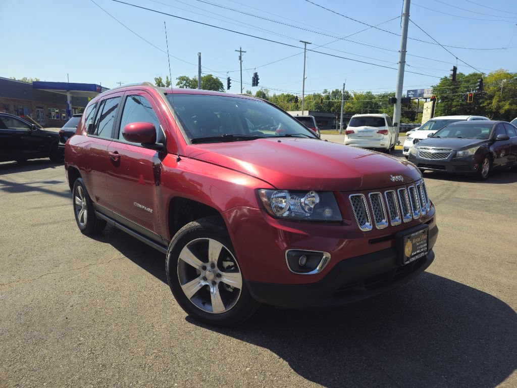 Used 2017 Jeep Compass High Altitude FWD image 2