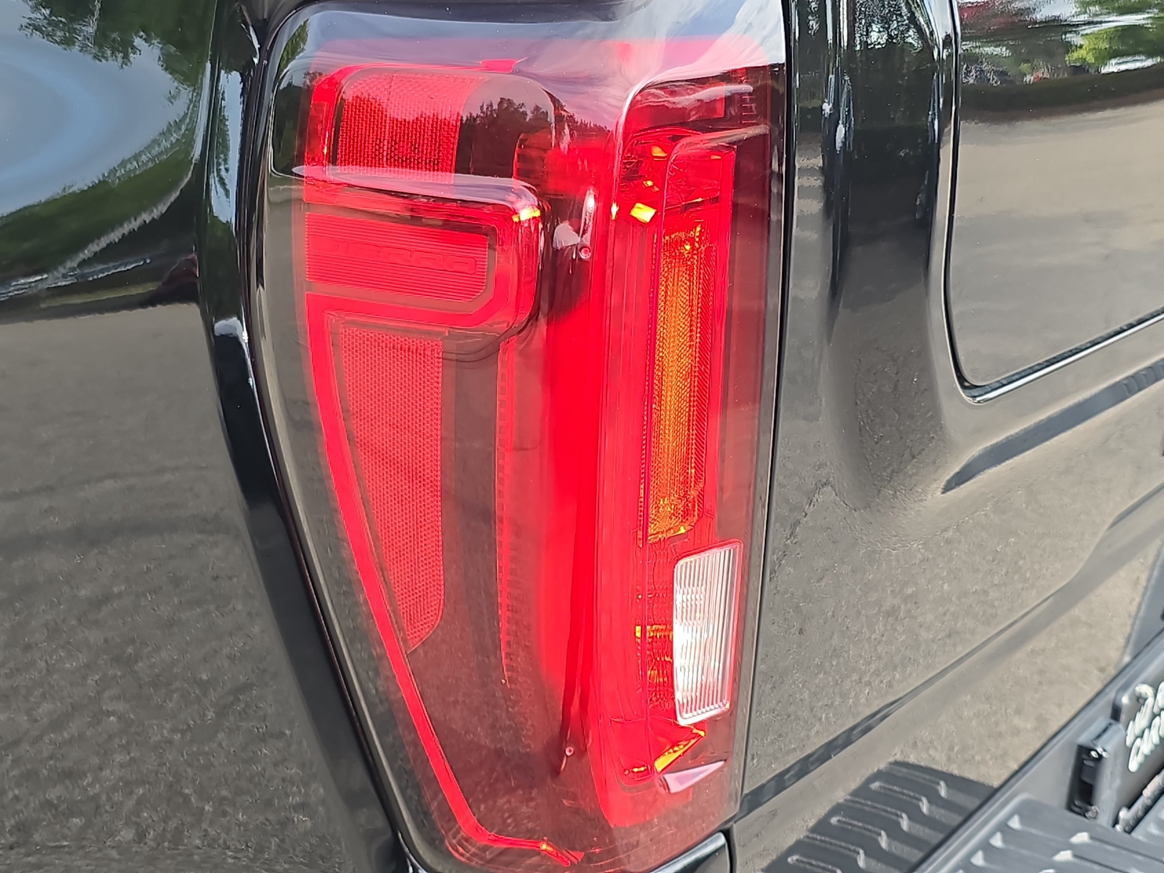Used 2024 GMC Sierra 1500 Denali Ultimate AWD/4WD image 34