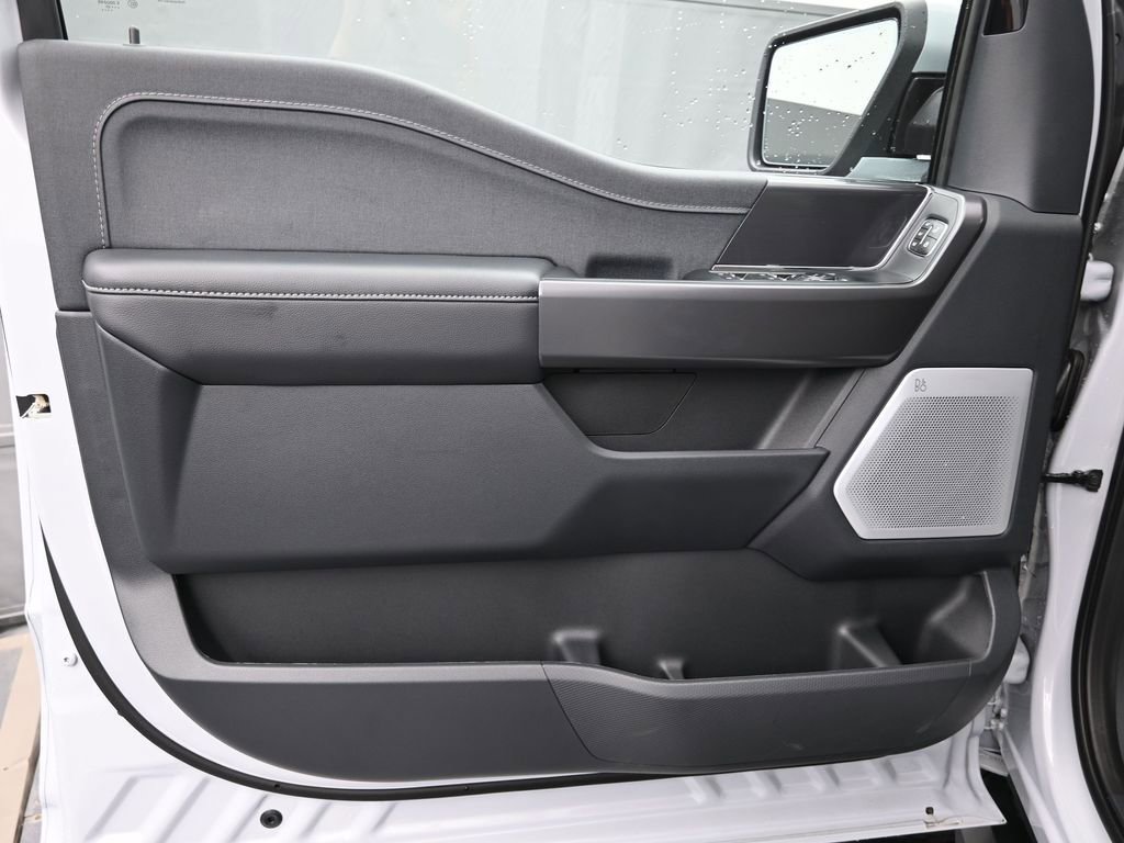 New 2025 Ford F150 Lariat w/ Equipment Group 502A High image 14