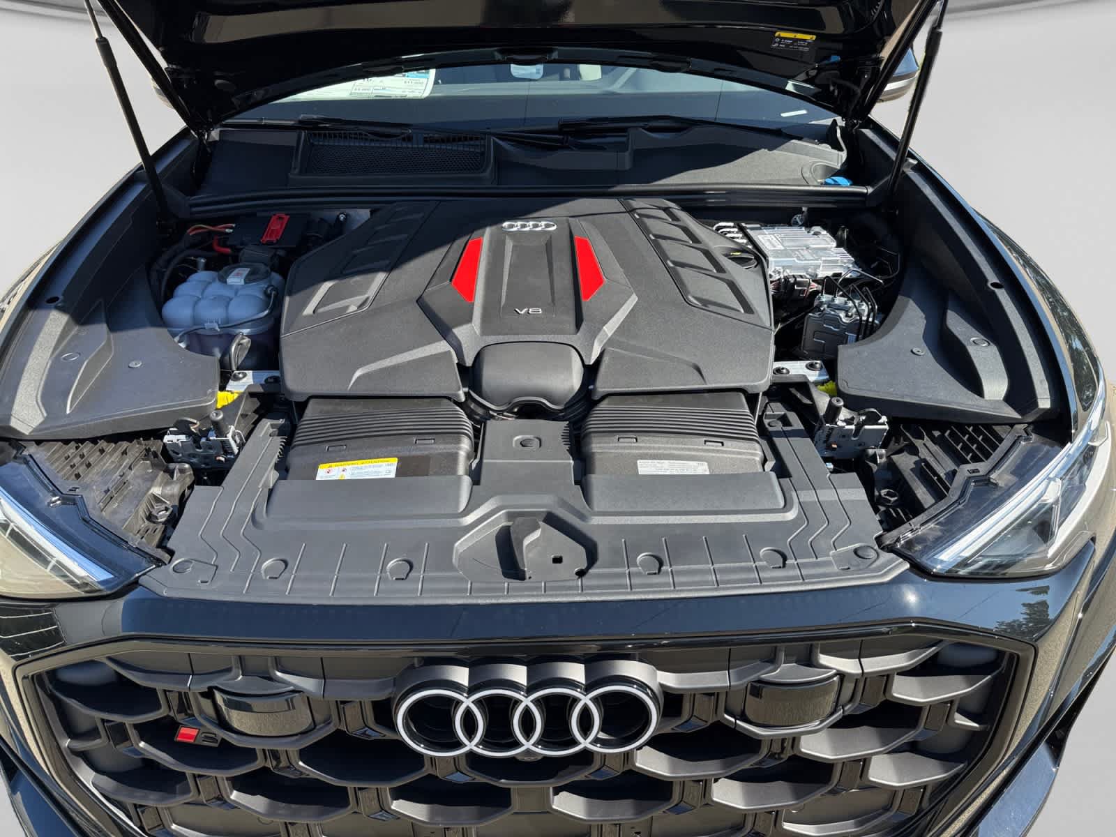 New 2026 Audi SQ8 Premium Plus AWD/4WD image 24