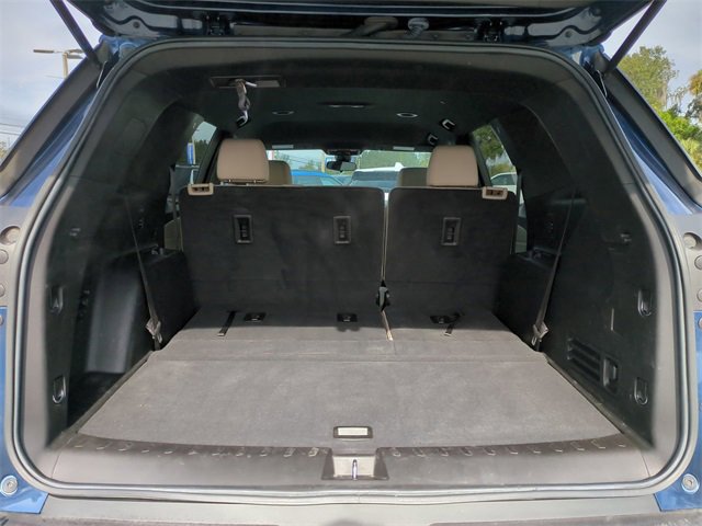 Used 2022 Chevrolet Traverse LS w/ Midnight/Sport Edition image 14