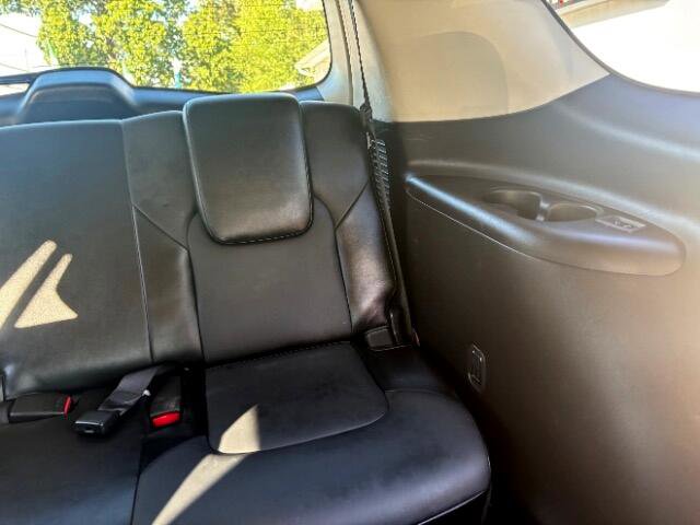 Used 2012 INFINITI QX56 4WD w/ Deluxe Touring Pkg image 46