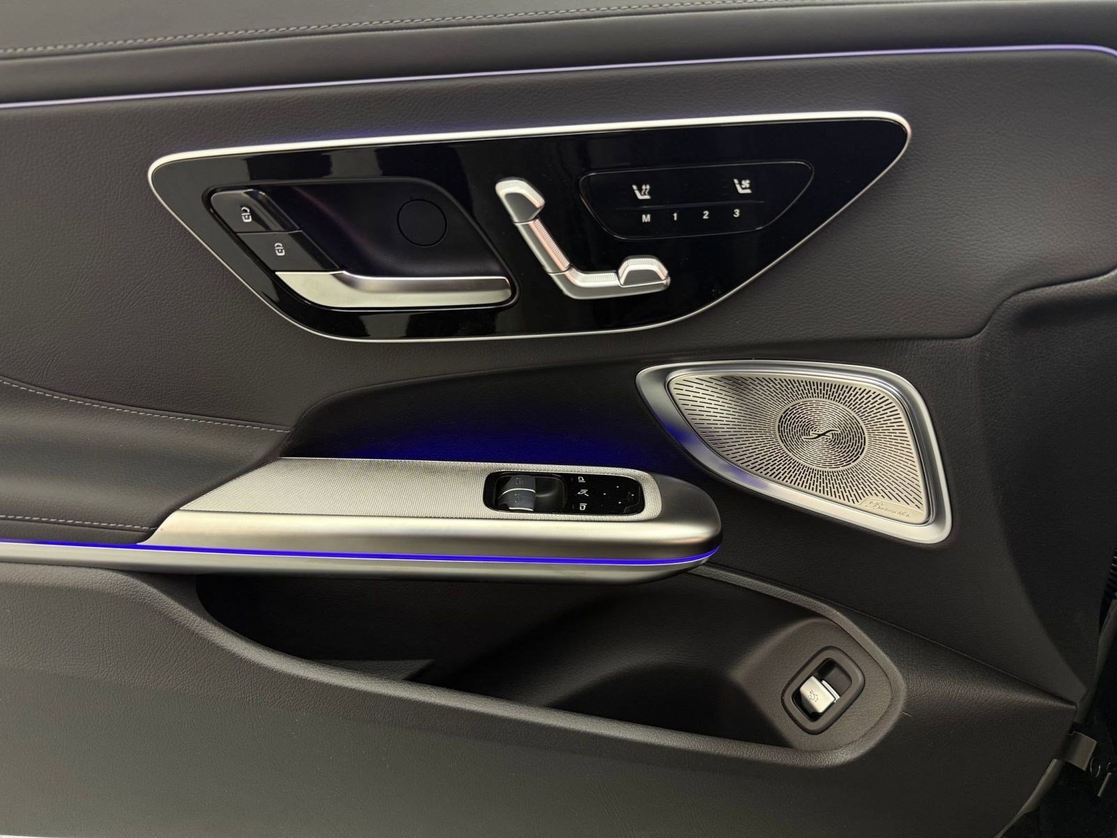 New 2026 Mercedes-Benz CLE 450 4MATIC Coupe image 12