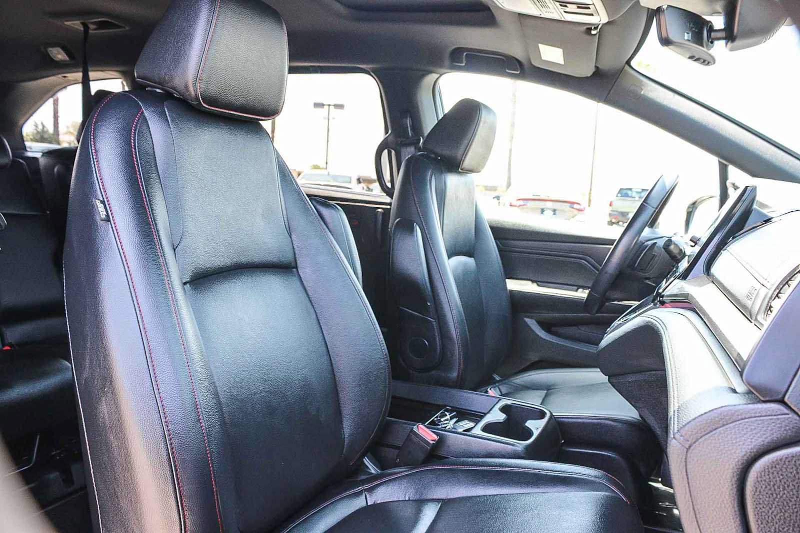 Used 2024 Honda Odyssey Sport image 16