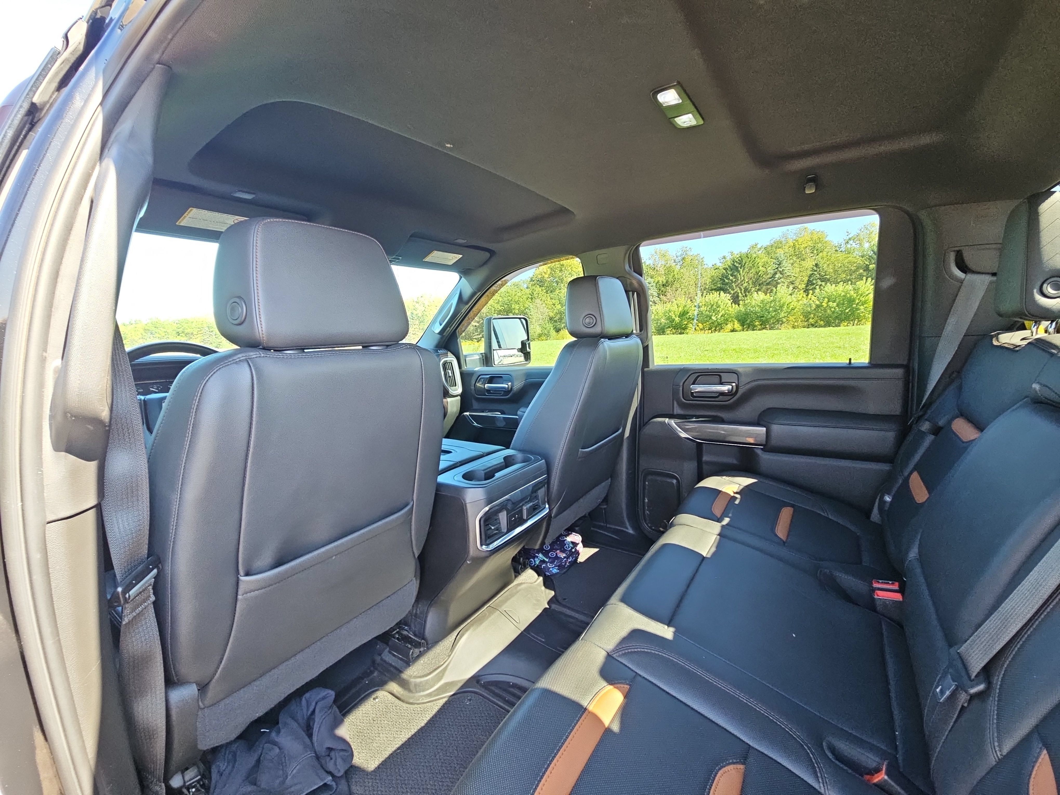 Used 2022 GMC Sierra 3500 AT4 AWD/4WD image 18