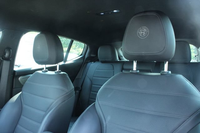 Used 2025 Alfa Romeo Tonale w/ Premium Package AWD/4WD image 14