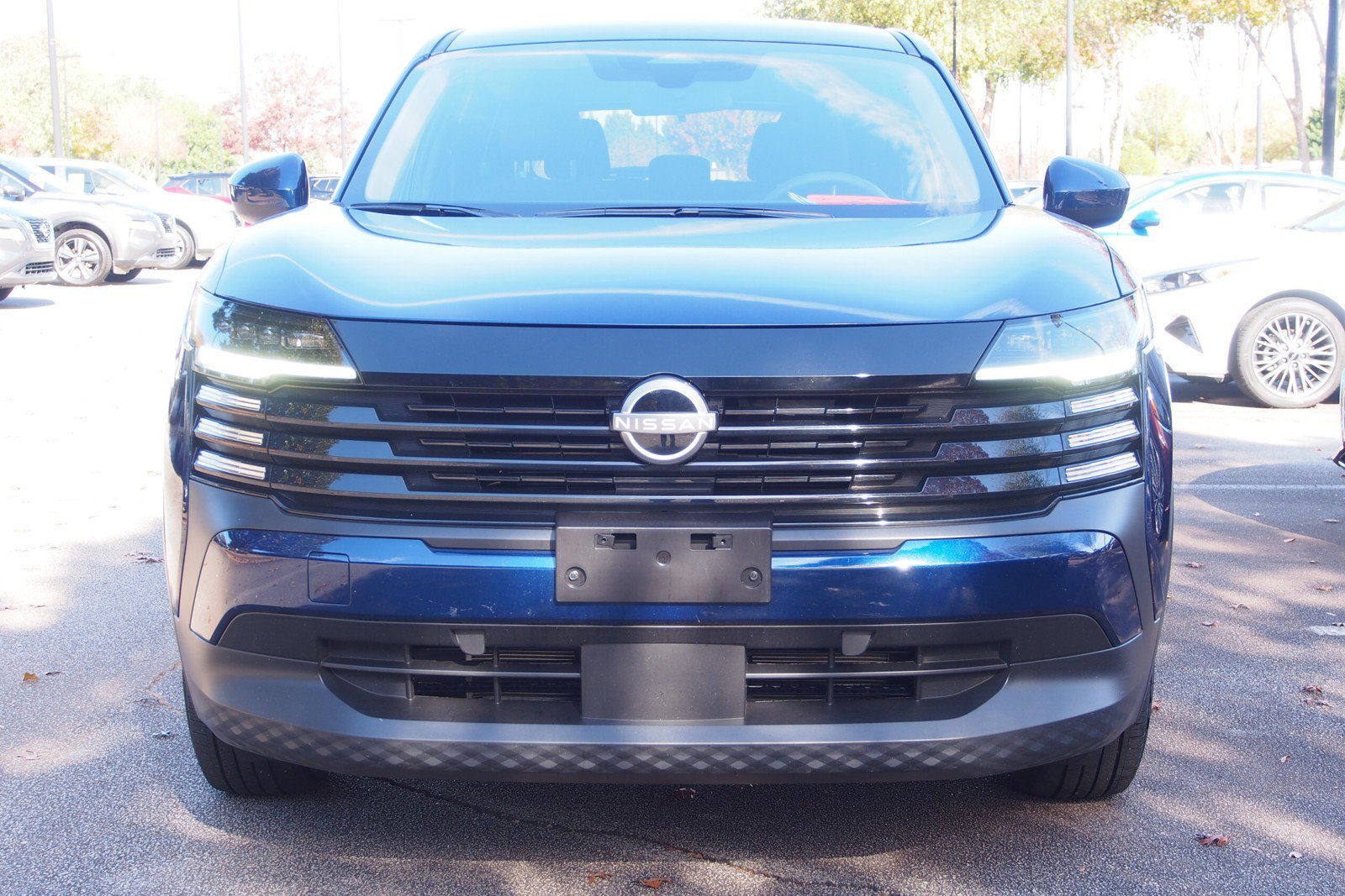 Used 2025 Nissan Kicks SV image 2