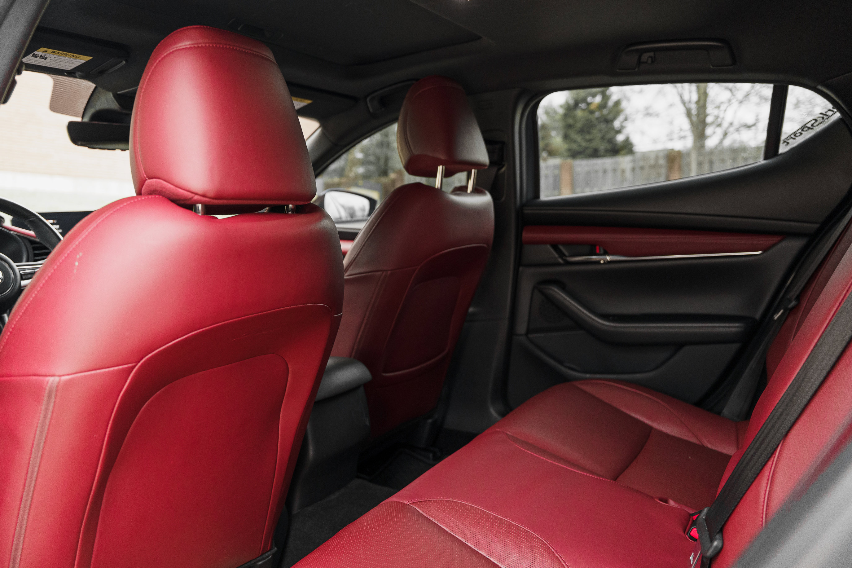 Used 2021 MAZDA MAZDA3 Hatchback w/Premium Plus Pkg image 26