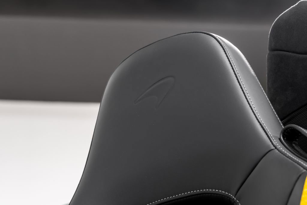 Used 2022 McLaren 720S Spider RWD image 16