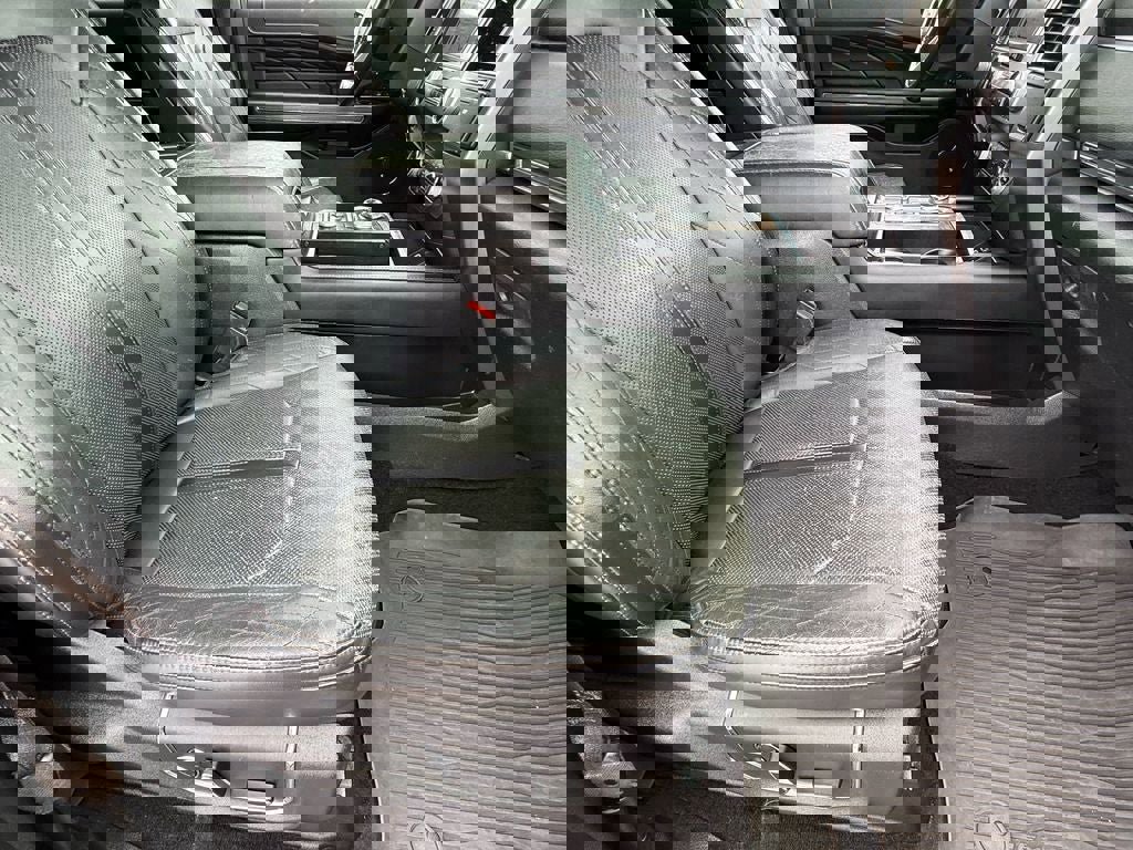 Used 2019 Ford Expedition Max Platinum image 10