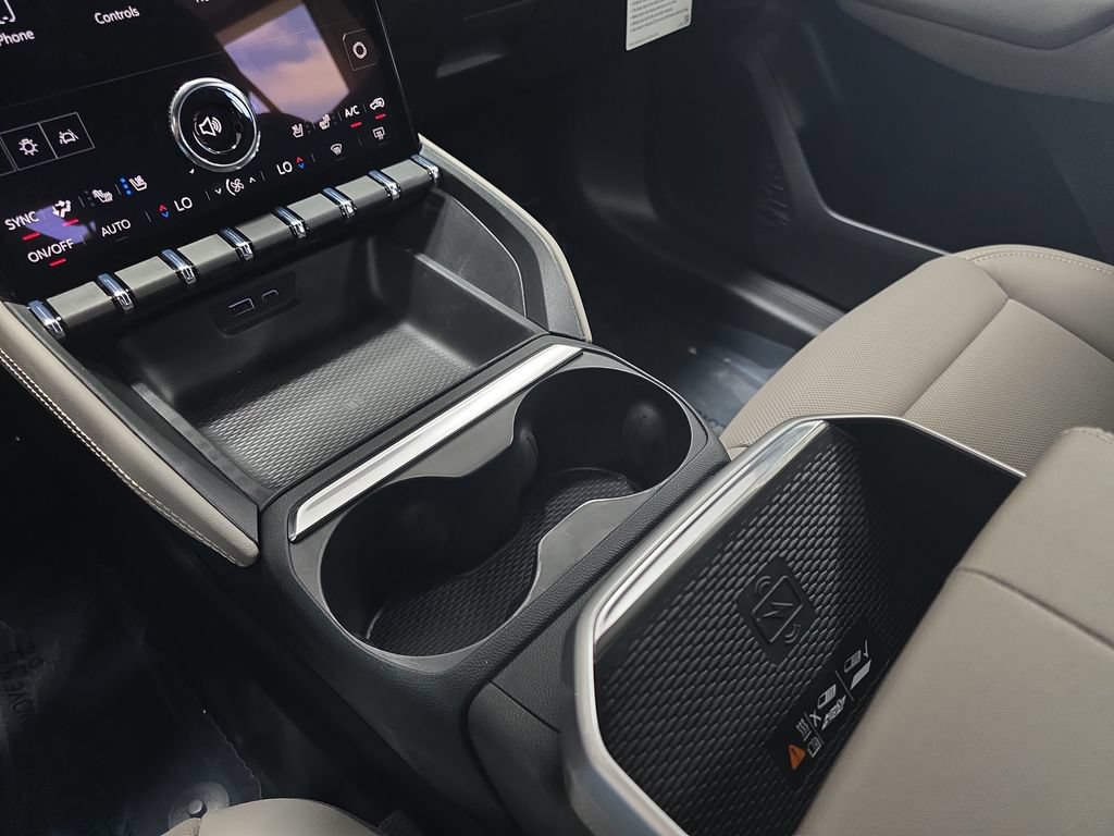 New 2026 GMC Terrain Elevation w/ Elevation Premium Package AWD/4WD image 23
