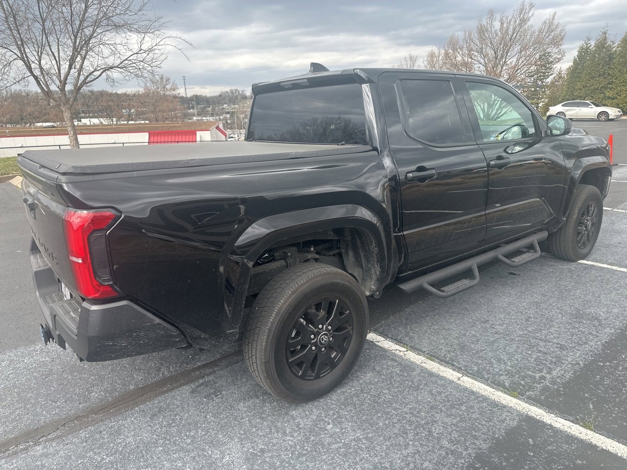 Used 2025 Toyota Tacoma SR image 5