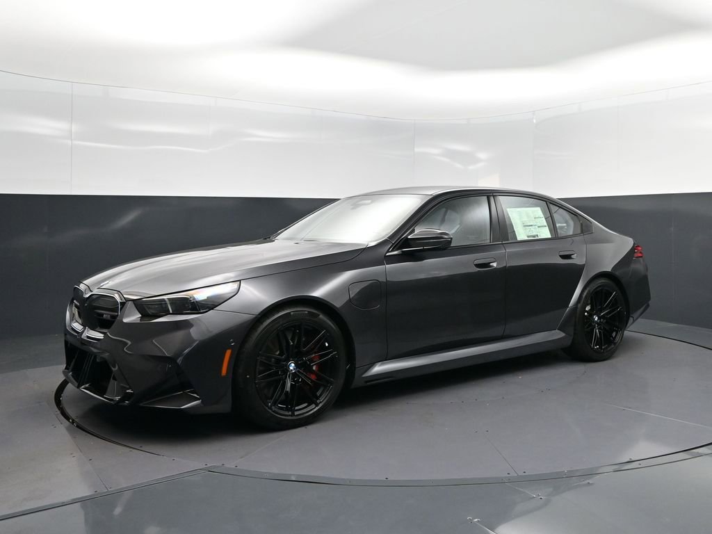 New 2026 BMW M5 w/ Executive Package AWD/4WD image 3