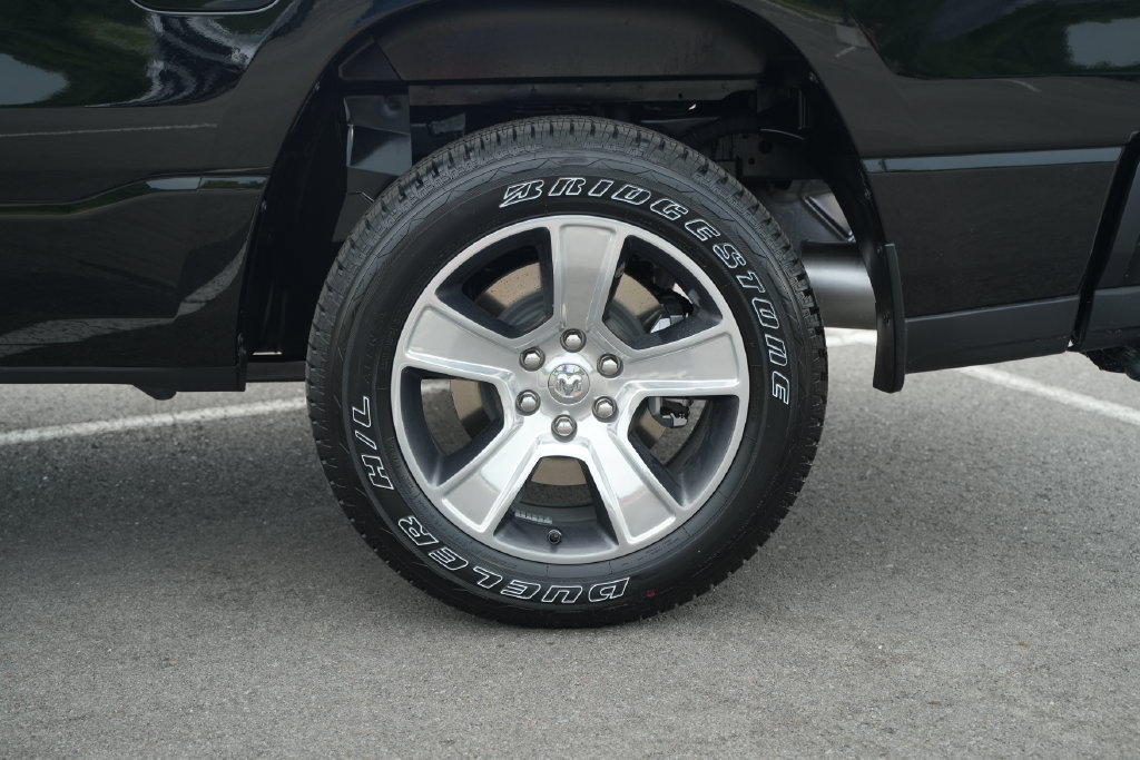 New 2026 RAM 1500 Express AWD/4WD image 45
