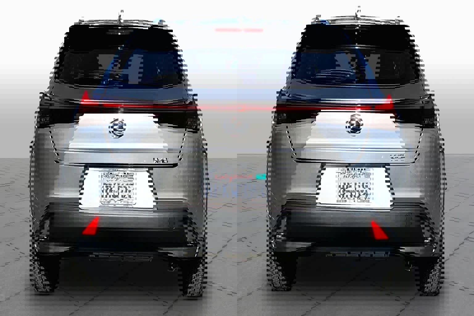 Used 2020 Lexus UX 200 w/ Premium Package image 4