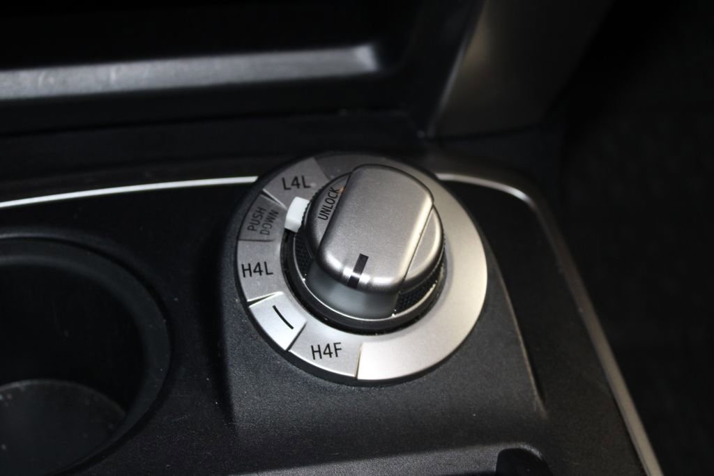 Used 2016 Toyota 4Runner Limited image 45