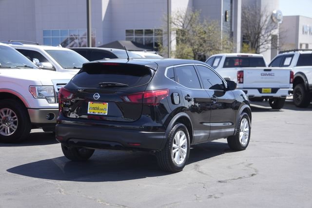 Used 2019 Nissan Rogue Sport S w/ Appearance Package image 6