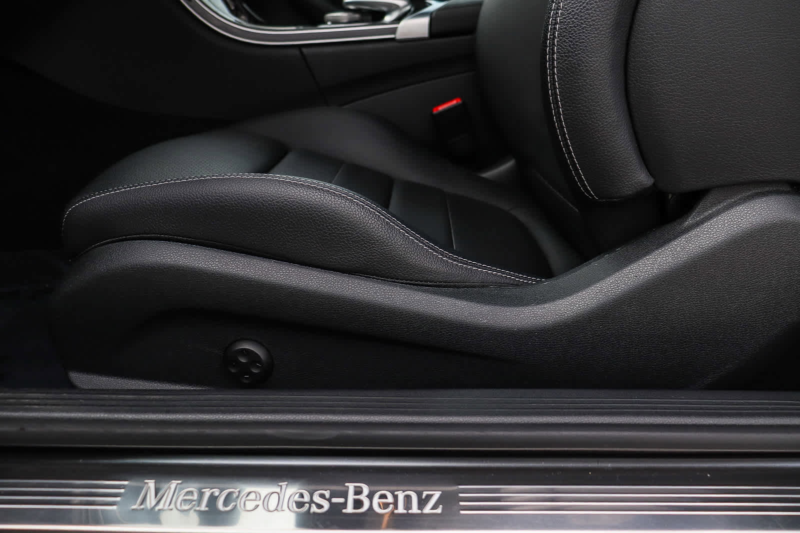 Used 2023 Mercedes-Benz C 300 Cabriolet image 33