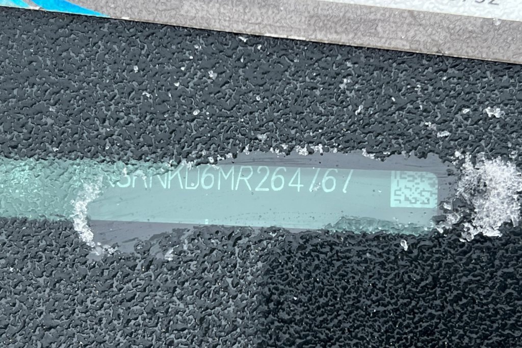 Used 2021 Chevrolet Tahoe LT image 3