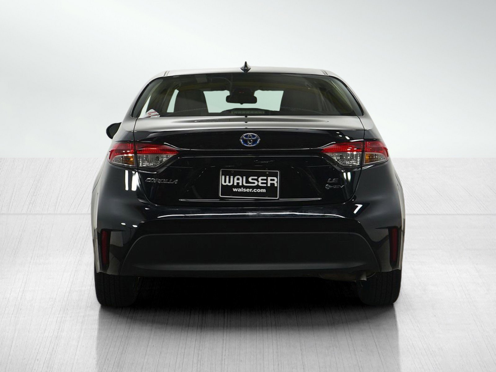 Used 2025 Toyota Corolla LE image 4