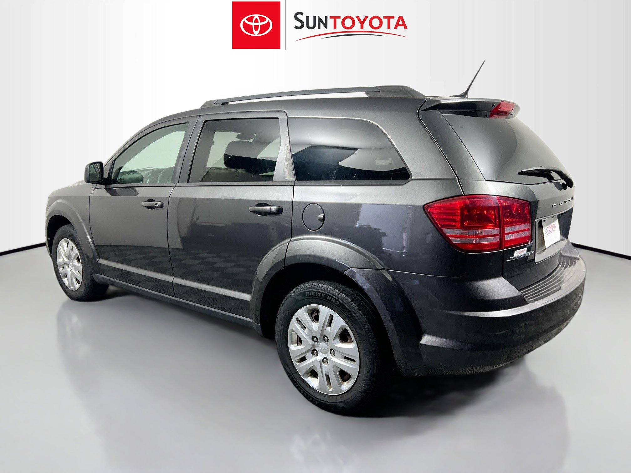 Used 2018 Dodge Journey SE image 6