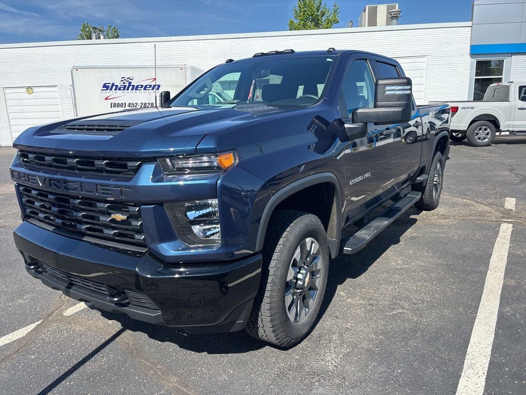 Used 2022 Chevrolet Silverado 2500 Custom w/ Gooseneck/5TH Wheel Package AWD/4WD image 2
