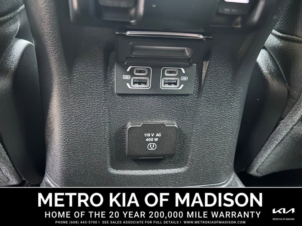 Used 2023 Jeep Gladiator Mojave w/ Cold Weather Group image 34