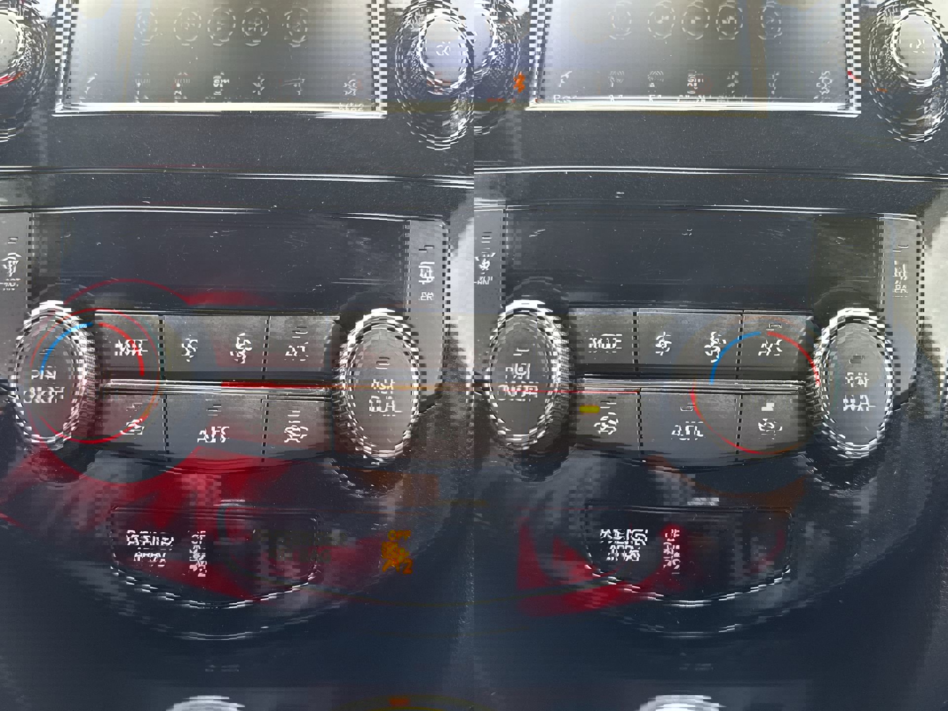 Used 2020 Nissan Rogue Sport SL w/ Premium Package AWD/4WD image 17