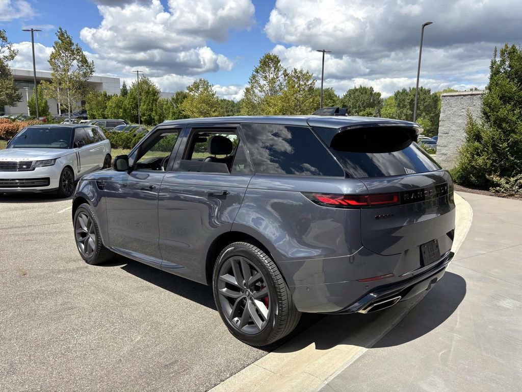 Used 2024 Land Rover Range Rover Sport Dynamic SE image 7
