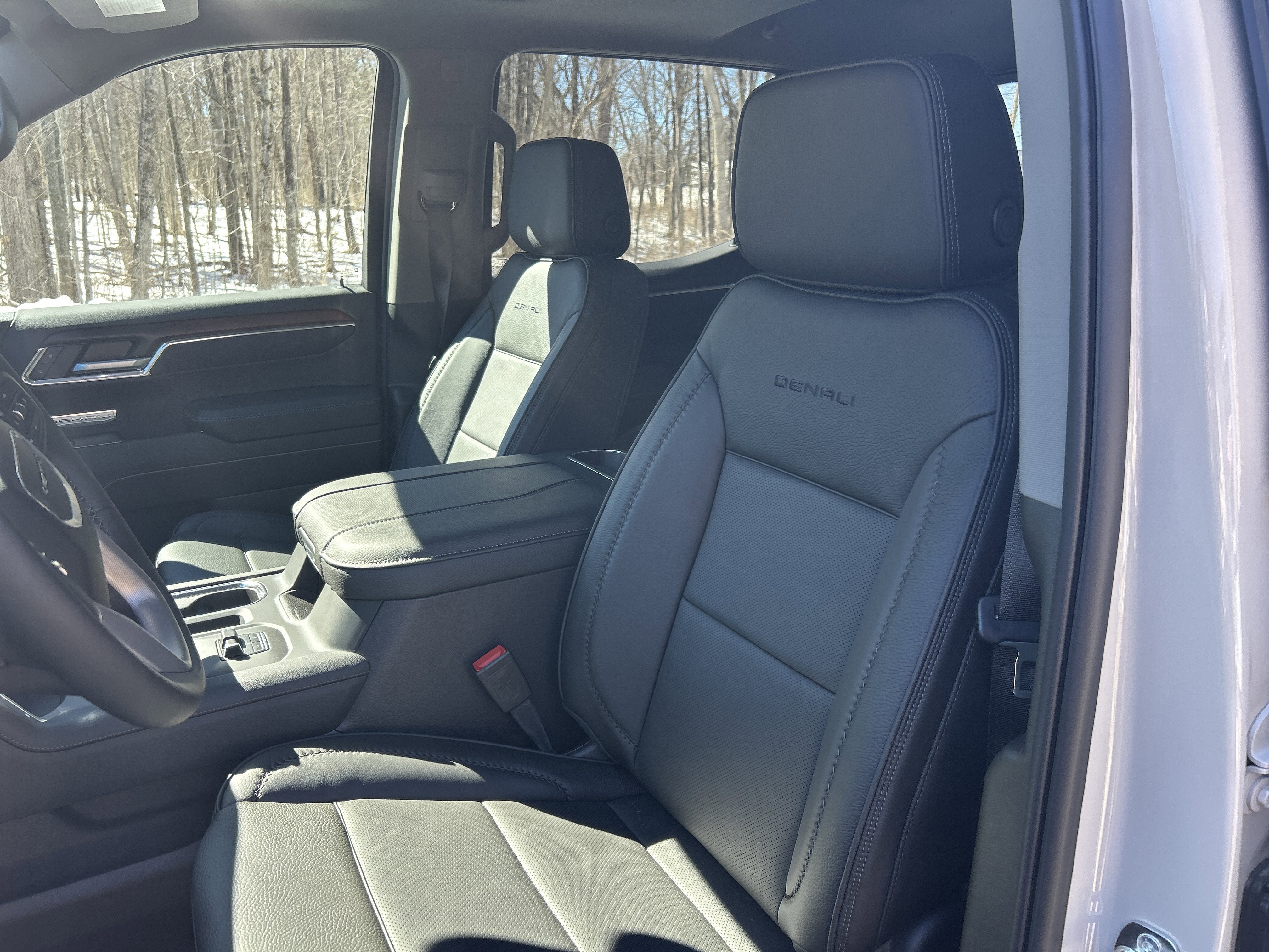 New 2026 GMC Sierra 1500 Denali w/ Denali Reserve Package image 14