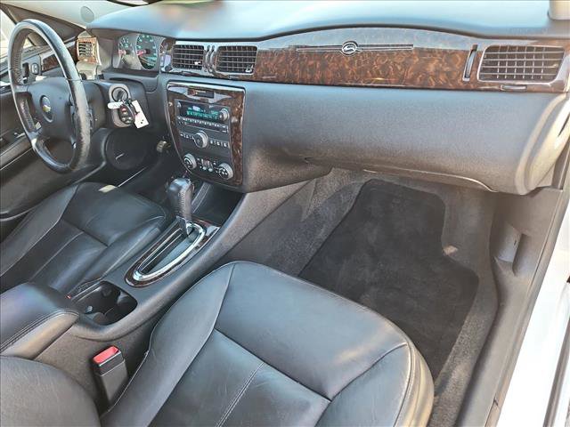 Used 2013 Chevrolet Impala LTZ image 21