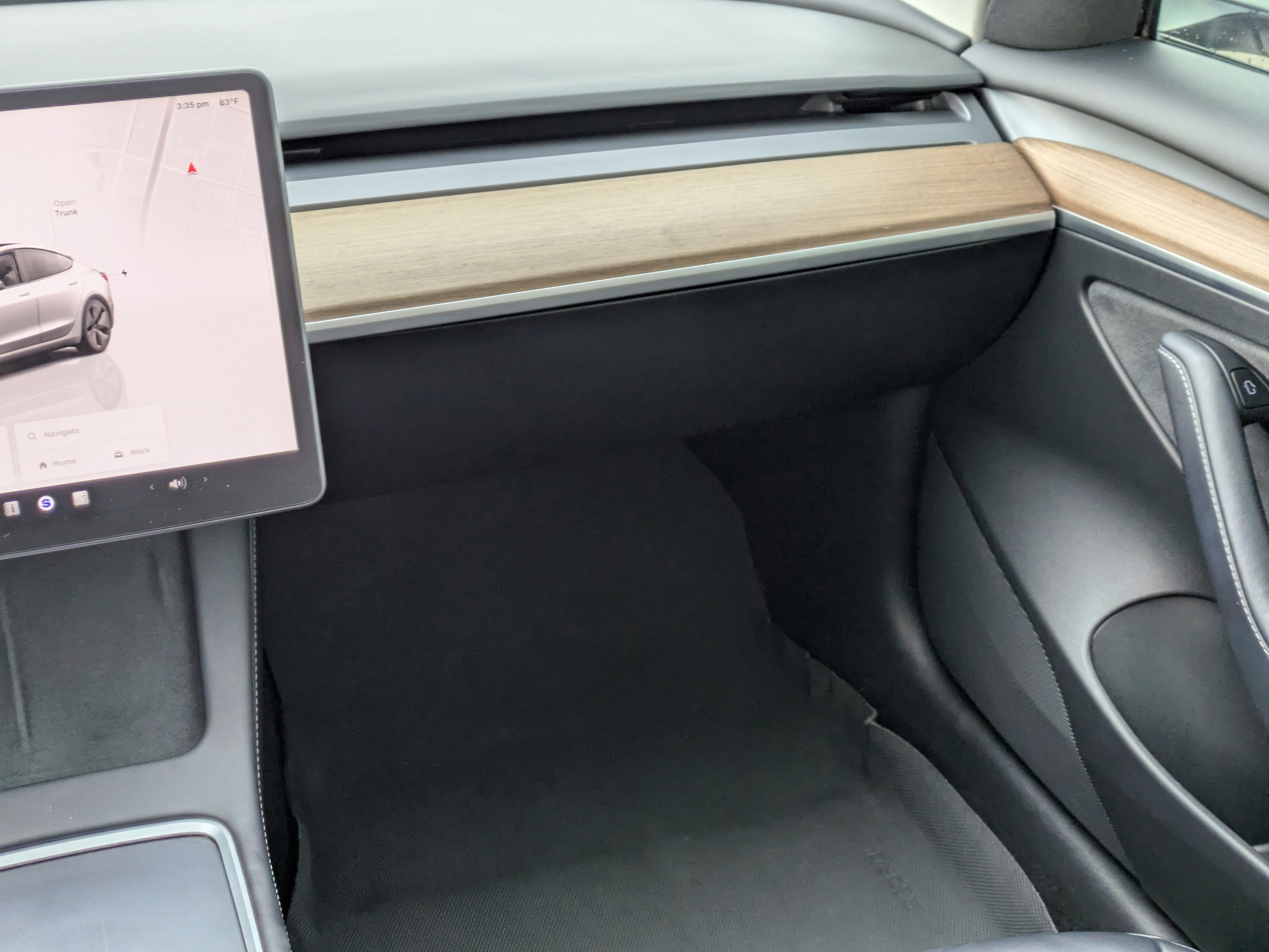 Used 2023 Tesla Model 3 Standard Range image 18