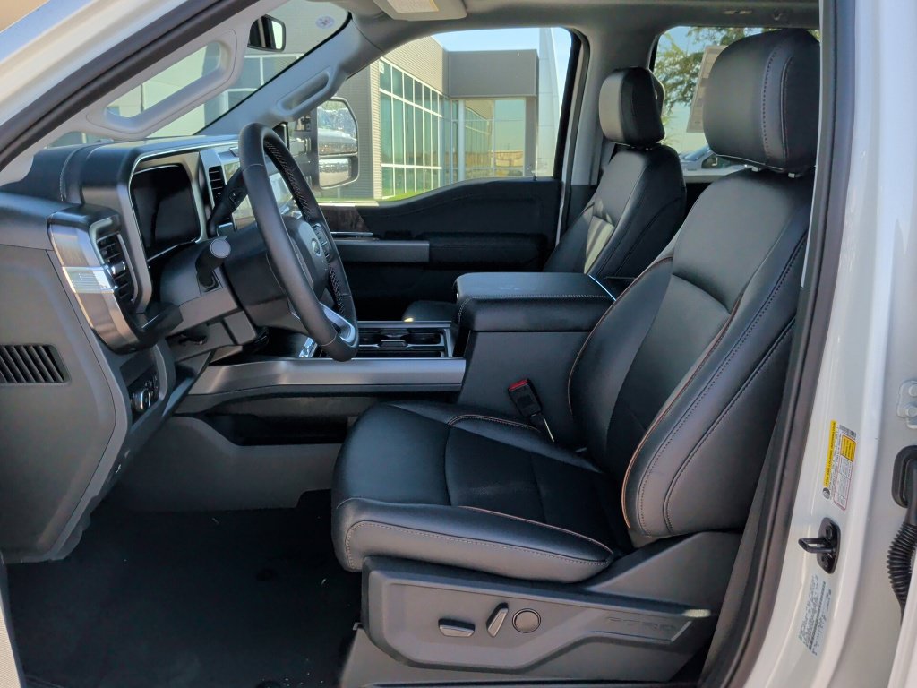 New 2027 Ford F250 Lariat w/ Black Appearance Package AWD/4WD image 12