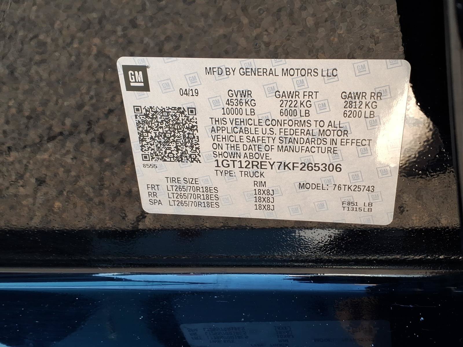 Used 2019 GMC Sierra 2500 SLT w/ Duramax Plus Package AWD/4WD image 29