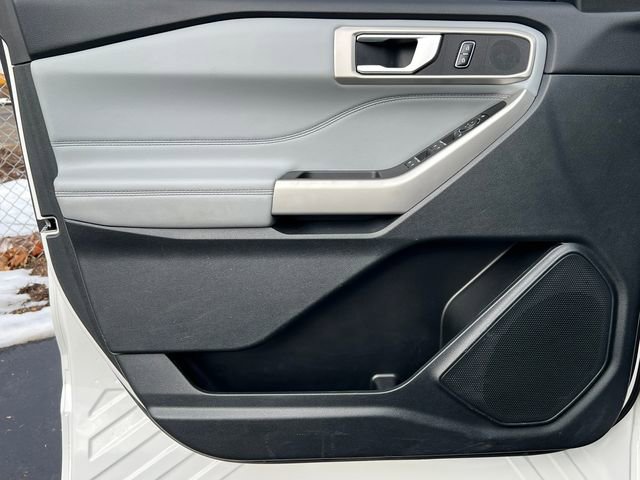 Certified 2023 Ford Explorer XLT w/ Equipment Group 202A image 18