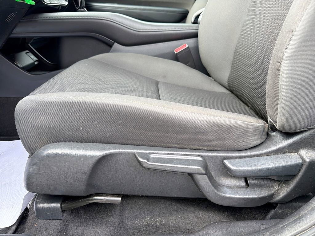 Used 2019 Honda HR-V LX image 16