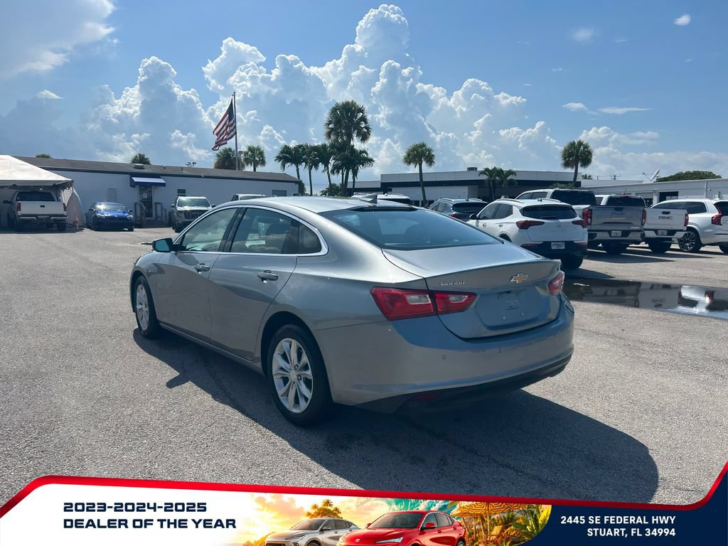 Used 2025 Chevrolet Malibu LT FWD image 5