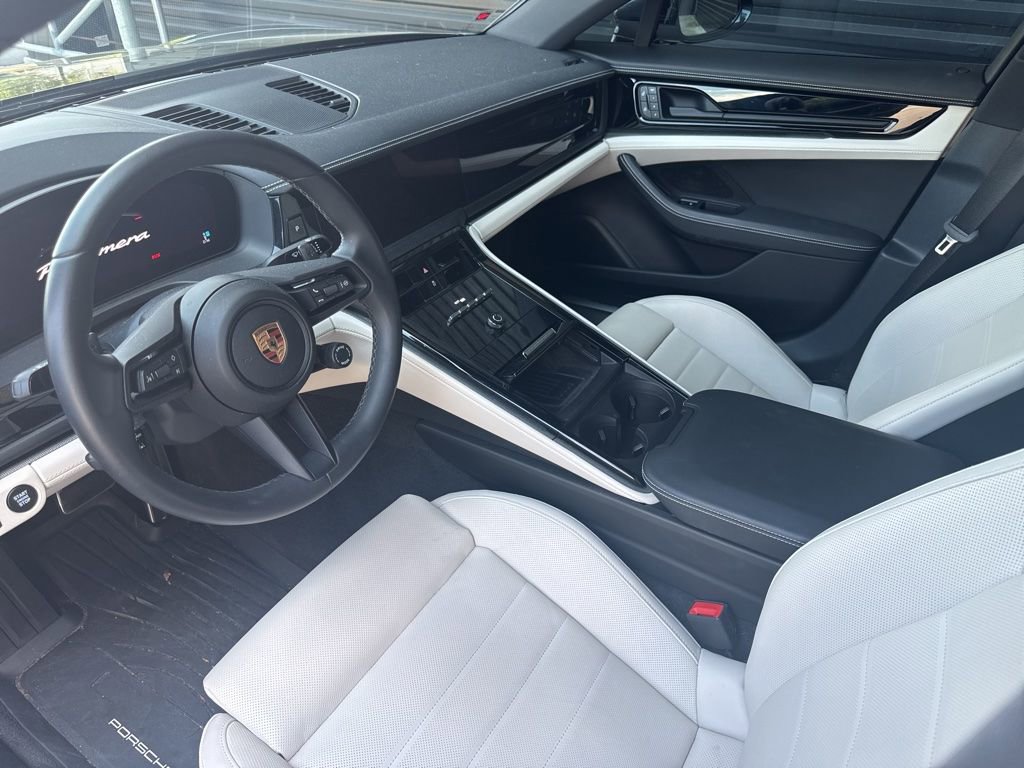 Certified 2024 Porsche Panamera image 4