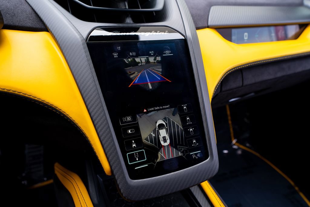 Used 2024 Lamborghini Revuelto AWD/4WD image 56