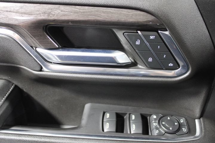 Used 2024 Chevrolet Silverado 2500 LTZ w/ LTZ Convenience Package AWD/4WD image 18