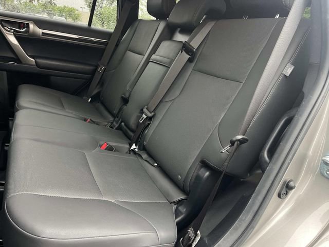 Used 2021 Lexus GX 460 Premium w/ Premium Package AWD/4WD image 22