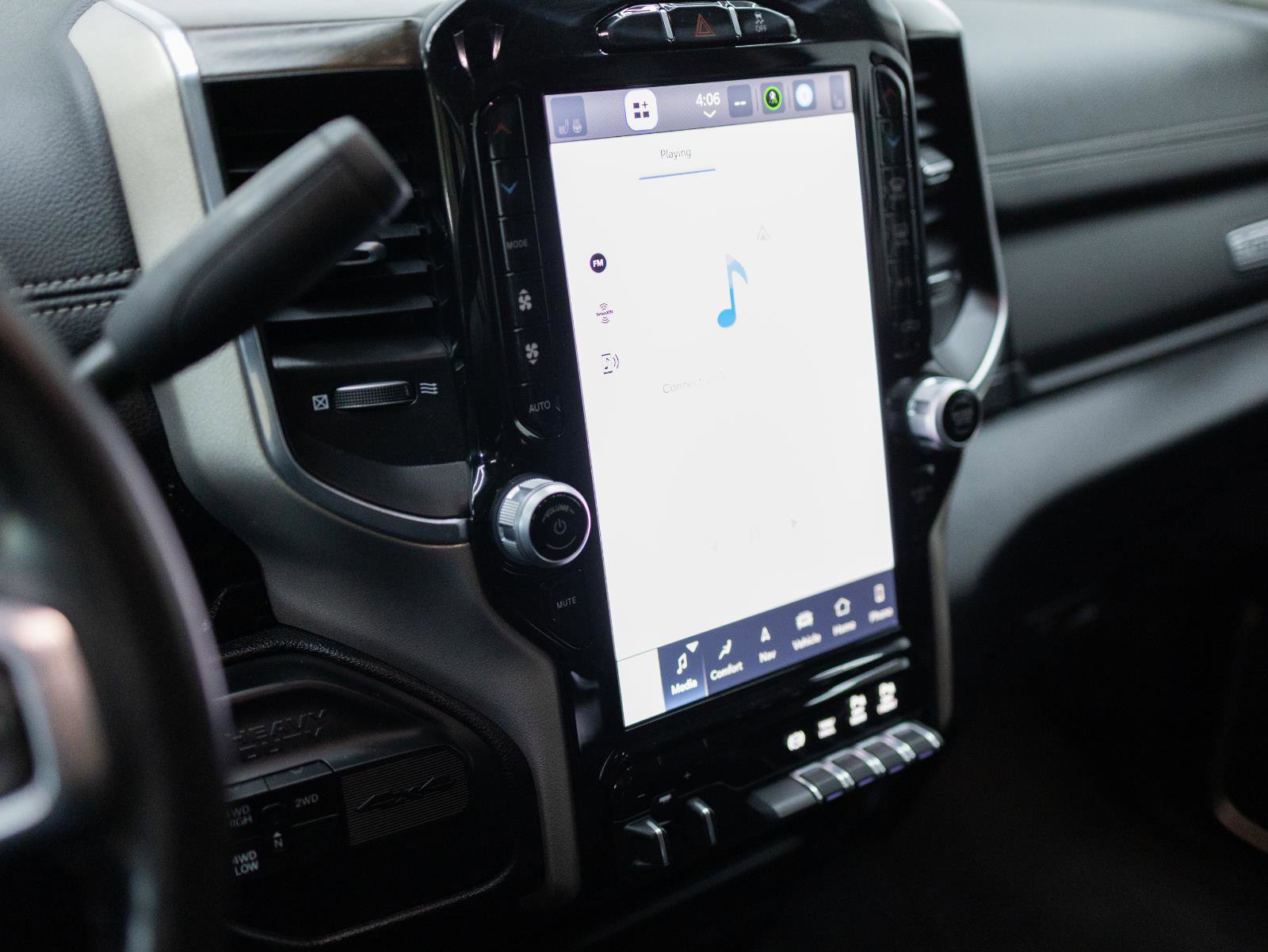 Used 2024 RAM 2500 Laramie image 28