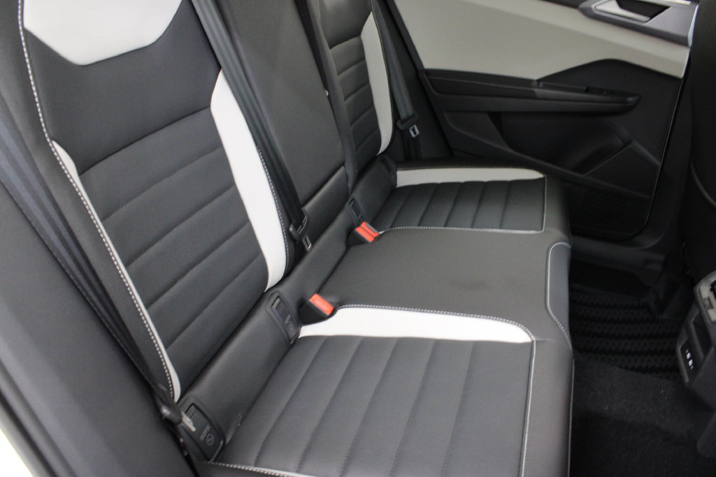 New 2026 Volkswagen Taos SEL AWD/4WD image 21