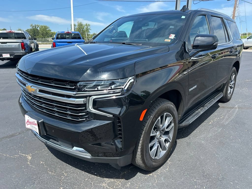 Used 2024 Chevrolet Tahoe LT w/ Luxury Package AWD/4WD image 9