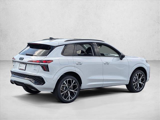 New 2026 Audi Q3 quattro 2.0T image 2