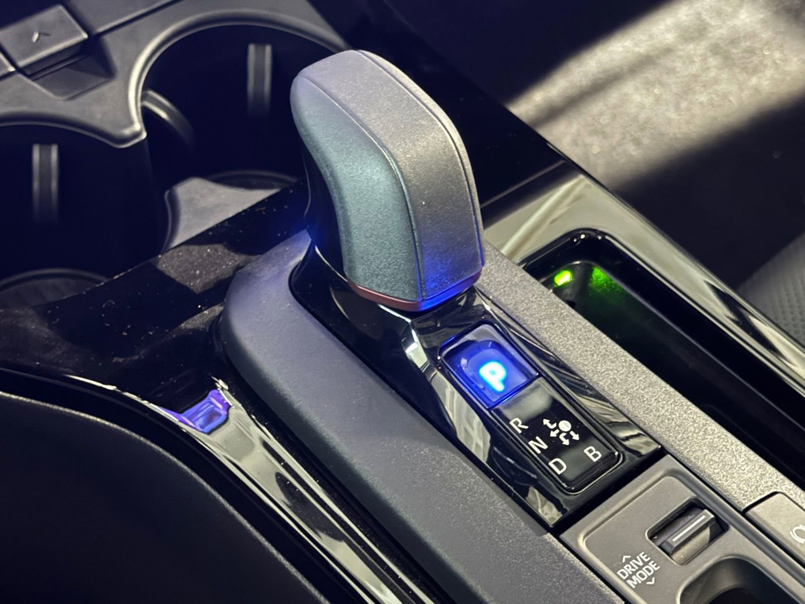 New 2026 Toyota Prius Plug-In Hybrid image 24