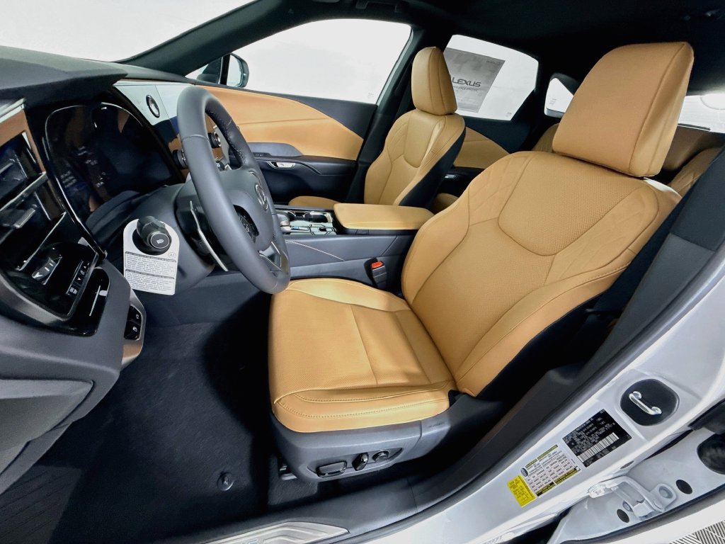 New 2026 Lexus RX 350 FWD w/ Accessory Package (2T) image 16