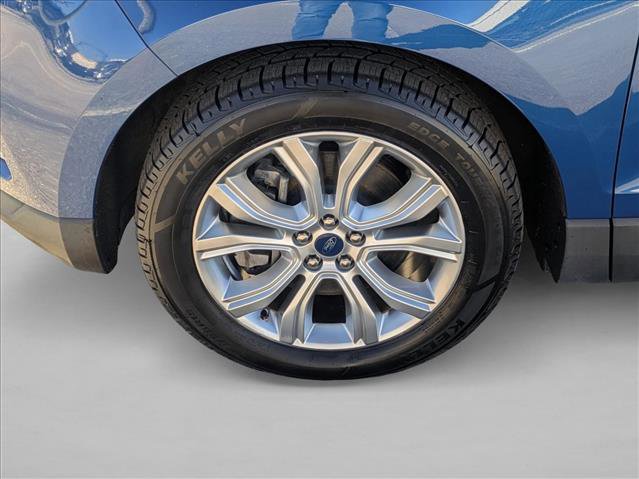 Used 2022 Ford Edge Titanium w/ Equipment Group 301A image 22