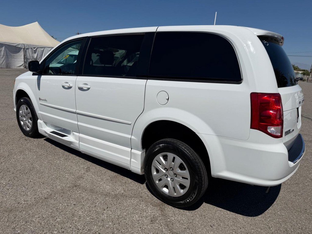 Used 2014 Dodge Grand Caravan SE w/ Quick Order Package 29E SE FWD image 15