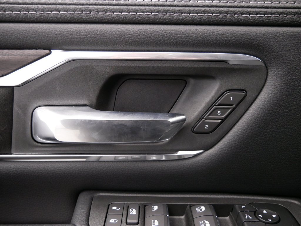 New 2027 RAM 1500 Laramie AWD/4WD image 19